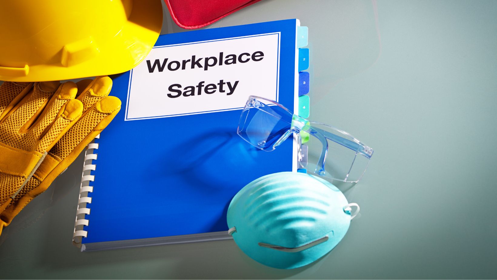 A megfelelő munkavédelmi eszközök beszerzése  elengedhetetlen a biztonságos munkavégzés szempontjából.